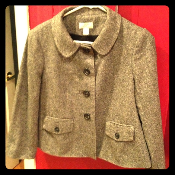 Adorable timeless jacket. Great condition.