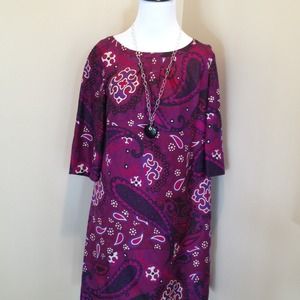 Adorable silk shift dress