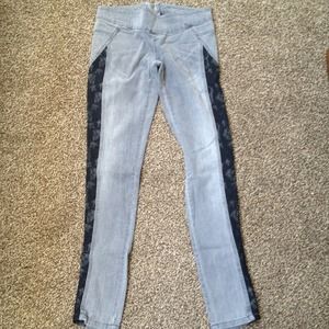 🌟💫JUST REDUCED💫🌟Material GIRL SKNNY STRETCH