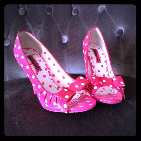 🚀Bundled/sold!🚀 Betseyville pink polka