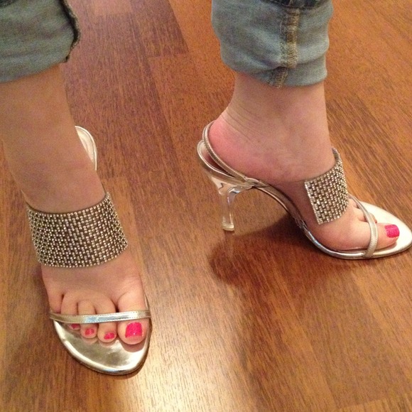 Stuart Weitzman Shoes - Stuart Weitzman Silver Speccio Calf Lucite Heels