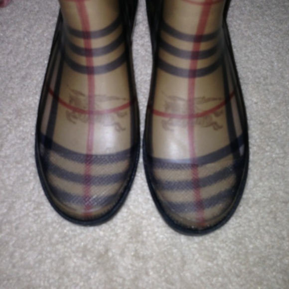 100% authentic Burberry rain boots !!! - Picture 2 of 4