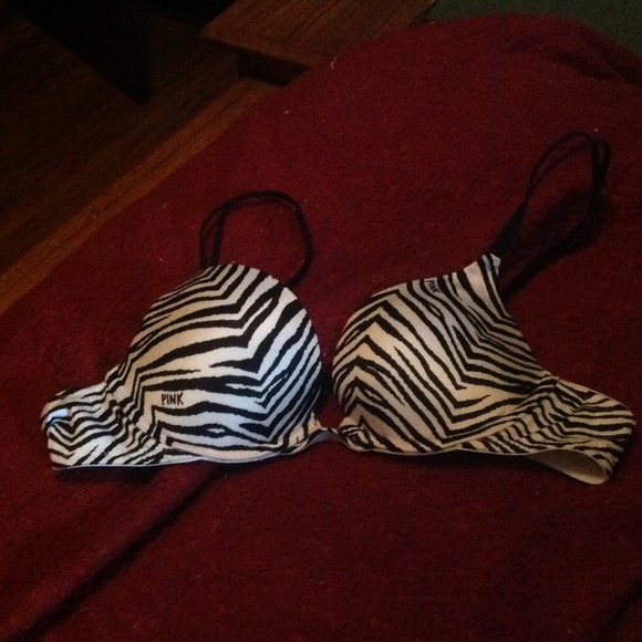 ❌❌❌❌SOLD❌❌❌❌ 34A very sexy goes pink bra