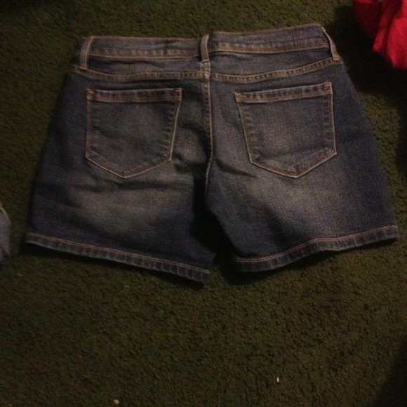 NWOT Old Navy Shorts Sz 4 - Picture 2 of 2