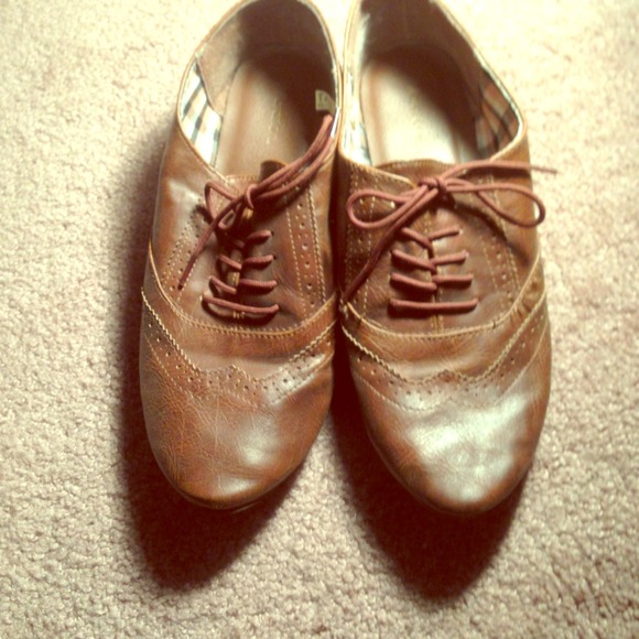 RESERVED fir @jessd13 Xhilaration brown shoes!