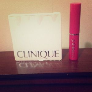 Clinique Eyeshadow and moisture Lipstick