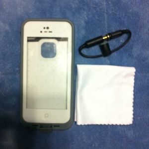 Lifeproof, watterproof, case for iphone 5 whit