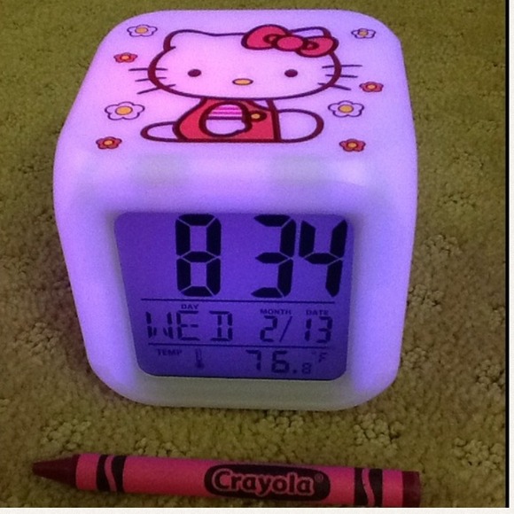 NEW WITH BOX Hello Kitty Digital Alarm Clock