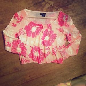 Small Floral Guess Cover-up, Perfect For Spring!!!