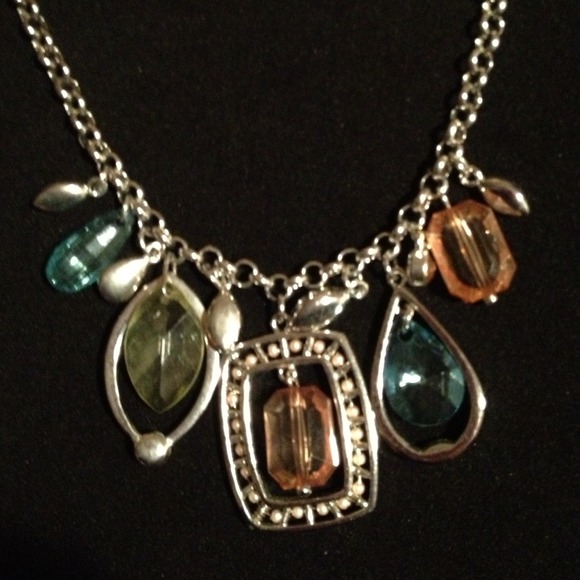 **SOLD in bundle" Charm necklace - Picture 1 of 2