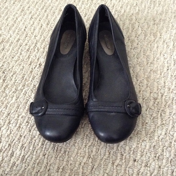 Black flats size 6