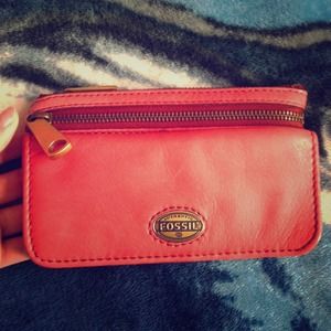 Coral fossil wallet.