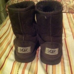 ⛔SOLD ⛔Brown girls Uggs boots