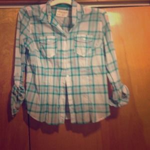 Aeropostale woman's button up shirt never worn