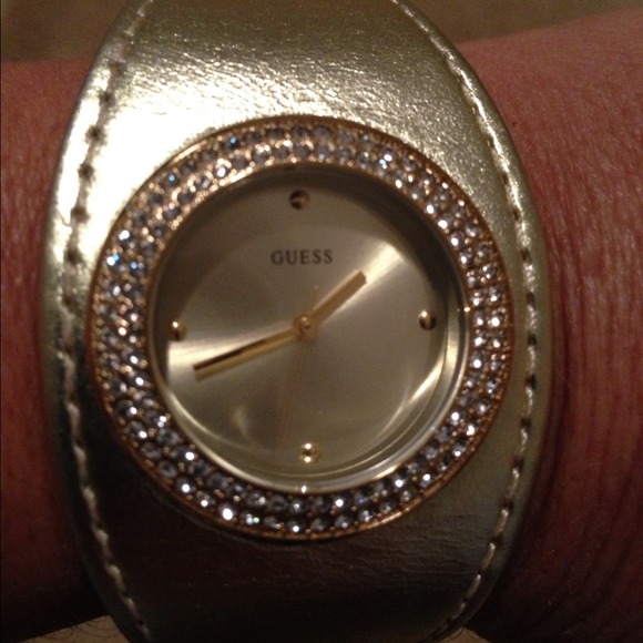 🔴Sold🔴Guess Watch🔷bundle w/ESQ🔷 - Picture 3 of 4