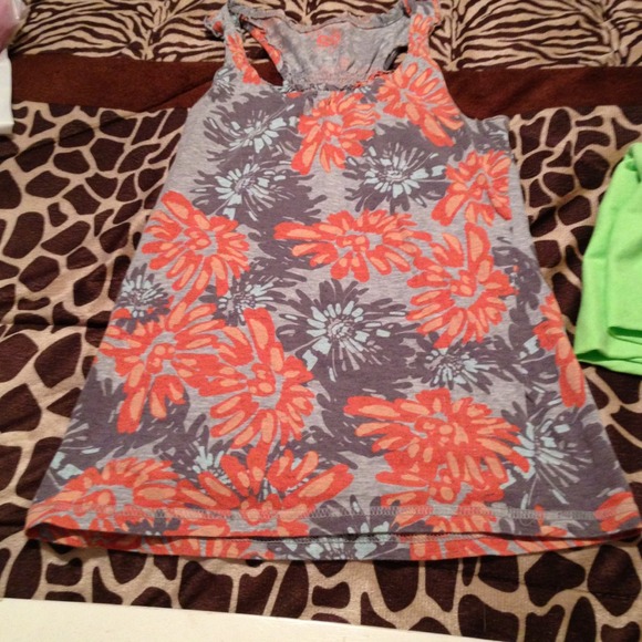 tank too! - Picture 1 of 1