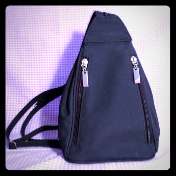 ✋SOLD✋ 90s grunge vintage triangle backpack