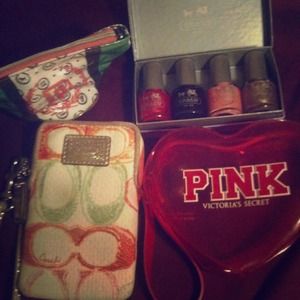 ⛔ON HOLD UNTIL THE 26TH⛔