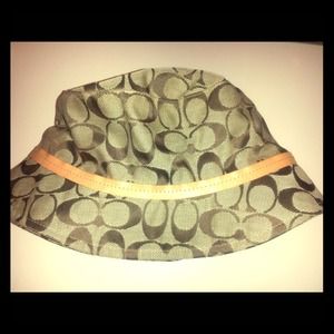 Coach Khaki Signature Hat