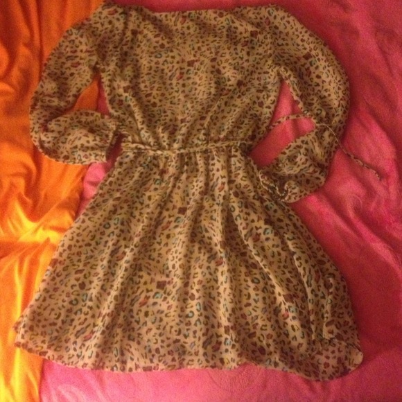 FriEND Long sleeve dress - Picture 3 of 4