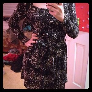 Salt and pepper long sleeved dress w/ pockets