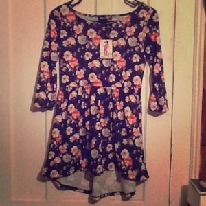 Girly Flowered Shirt/Dress--Perfect with leggings!