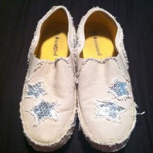 Slip on canvas shoes
