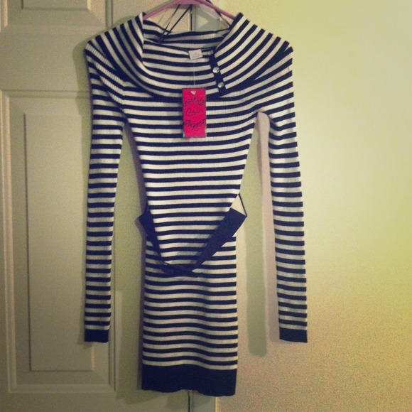 Sweater@@@sold