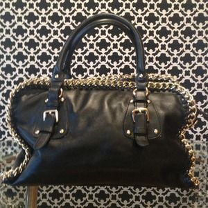 Leather Edgy Chain bag