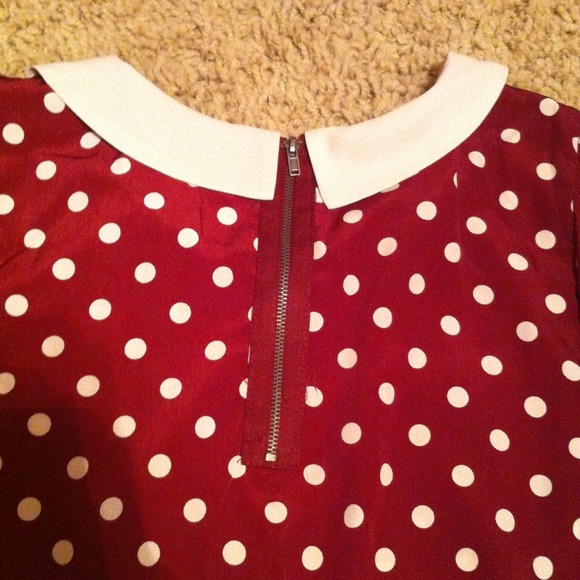 Forever 21 Vintage style polka dot shirt. - Picture 3 of 3