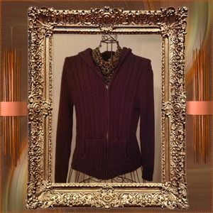 🔴🔴SOLD🔴🔴Brown Hooded Sweater