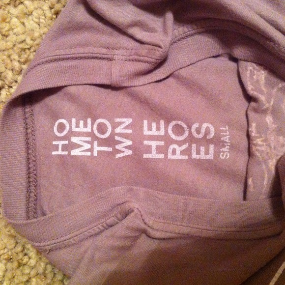 Hometown heroes shirt - Picture 2 of 2