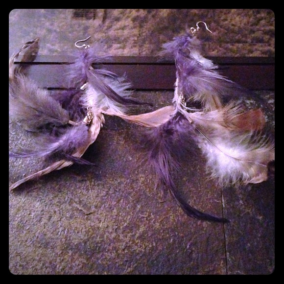 beautiful feather earrings