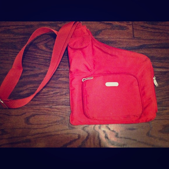 Cross body Baggallini purse