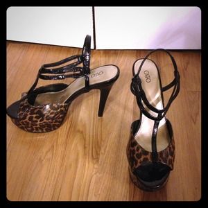 Bundle of two heels size 9