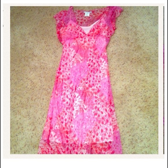 Beautiful dress:!