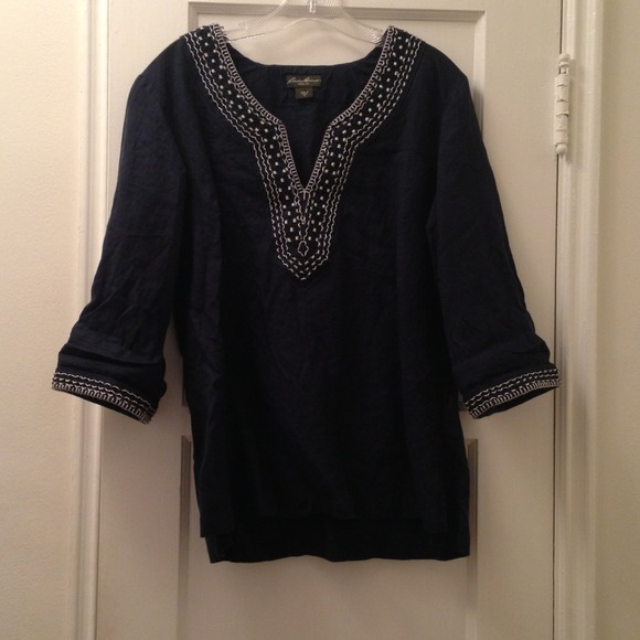🔴 SOLD: Eddie Bauer navy linen tunic