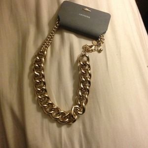 Gold link chain