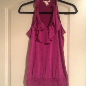 Stunning sleevless top by Charlotte Russe.