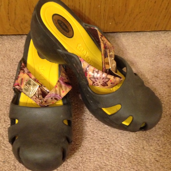 Dr. Scholls Shoes