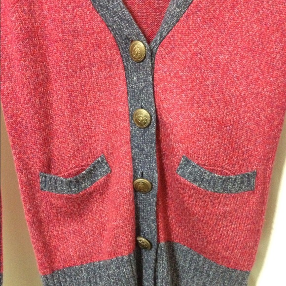 Preppy style cardigan π - Picture 2 of 3