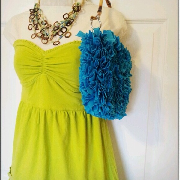 Abercrombie and Fitch top and purse