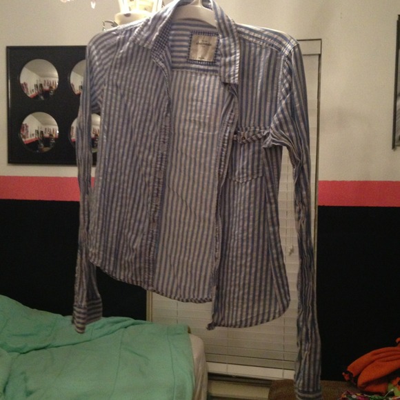 Long sleeve dress shirt