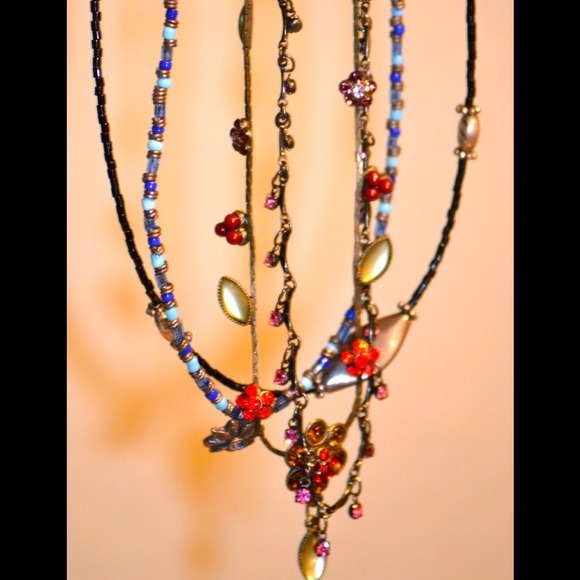 Jewel necklace bundle (4)