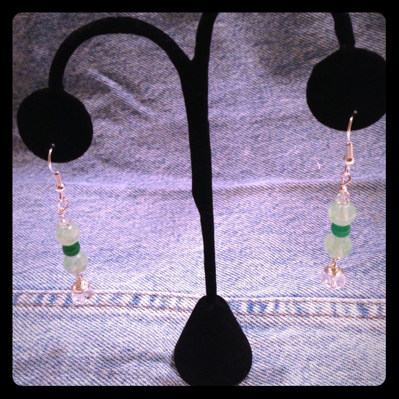 ***S O L D***Handmade earrings - Picture 1 of 2