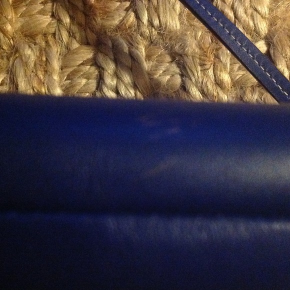 Stunning COACH blue wristlet! - Picture 3 of 3