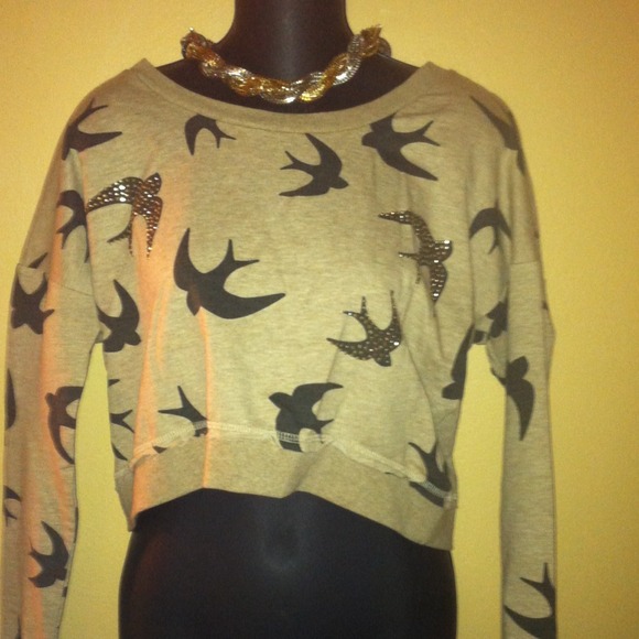 cropped lightweight cotton blend top