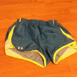 BRAND NEW UNDER ARMOR SHORTS