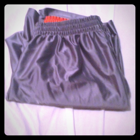 Athletic Works shorts - Picture 1 of 3