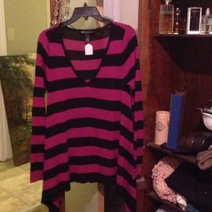 Sold to Sarah in a bundle!!! New INC swing sweater